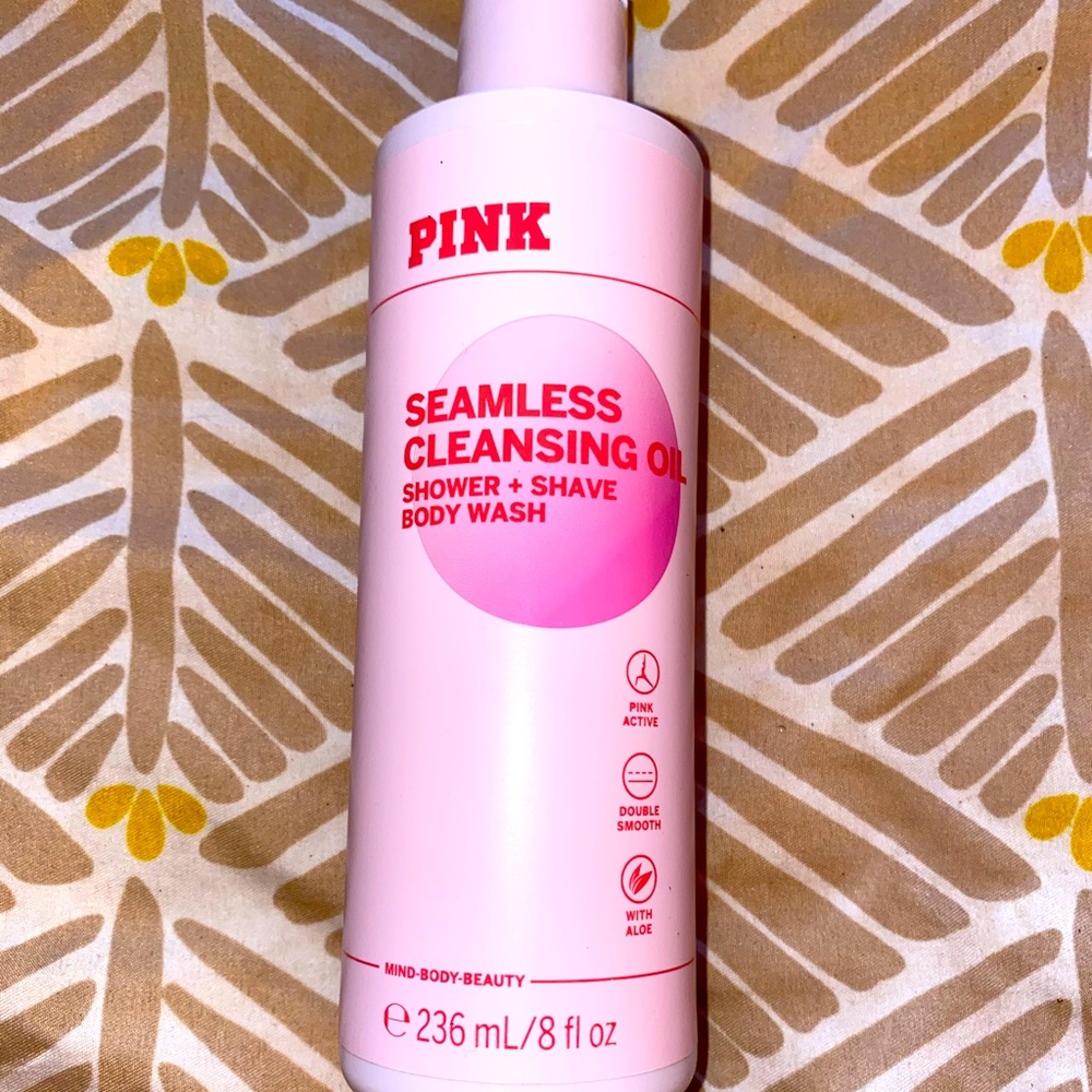 VS/PINK Seamless Cleansing Oil 8 Oz